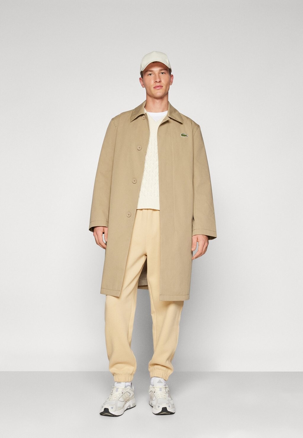 

Классическое пальто Lacoste, песочный