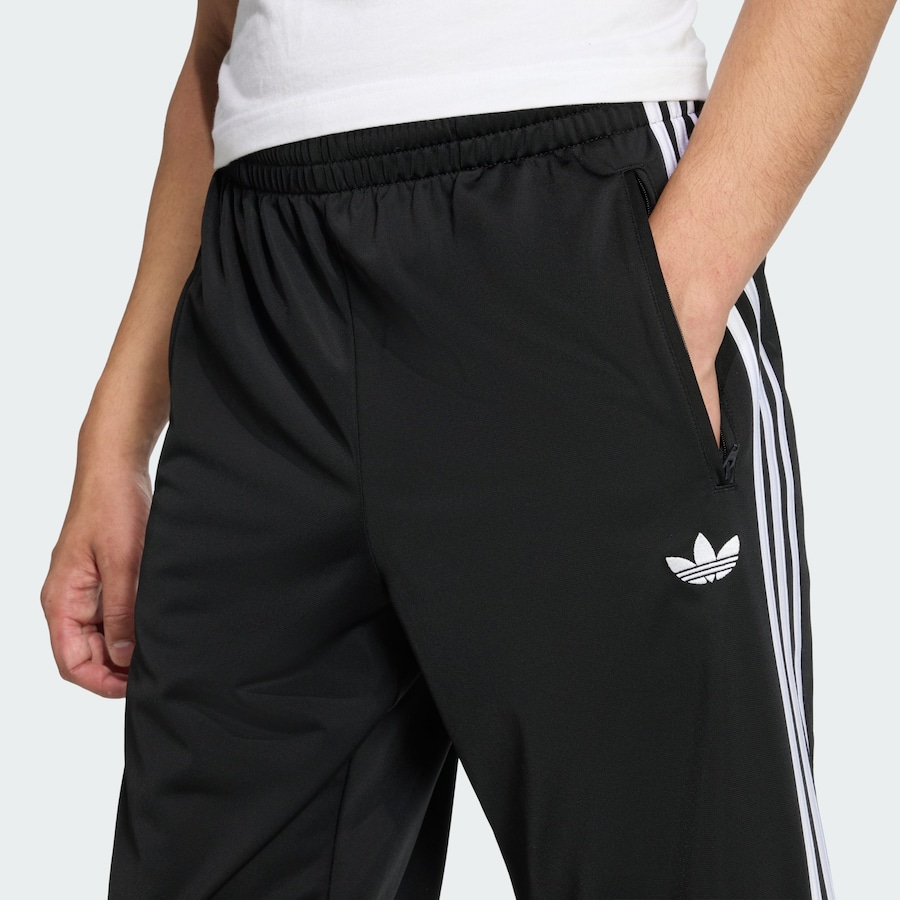 Брюки свободного кроя ADIDAS ORIGINALS Firebird, черный — фото 4