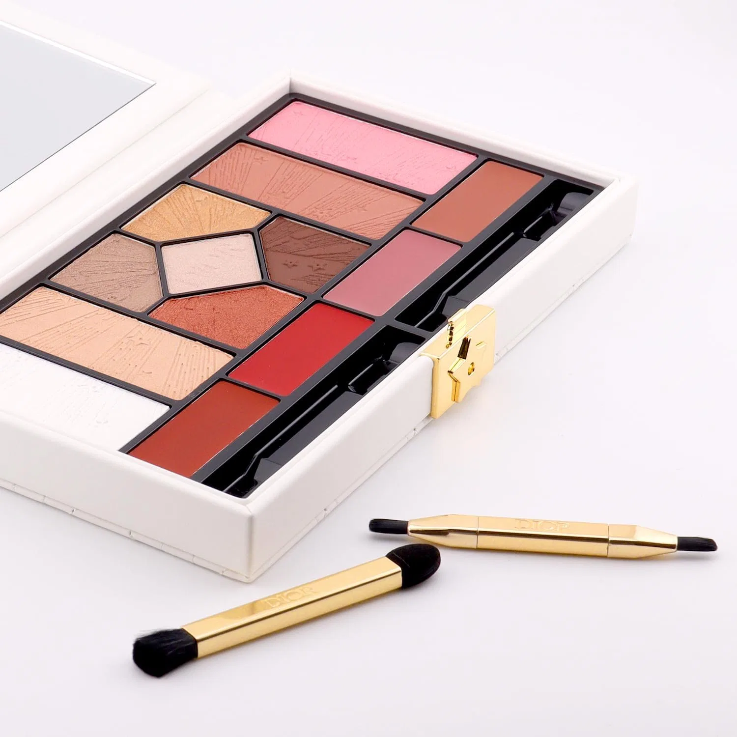 Палетка для макияжа Dior Couture Multi Use Palette Holiday Collection 2025, мультиколор — фото 4