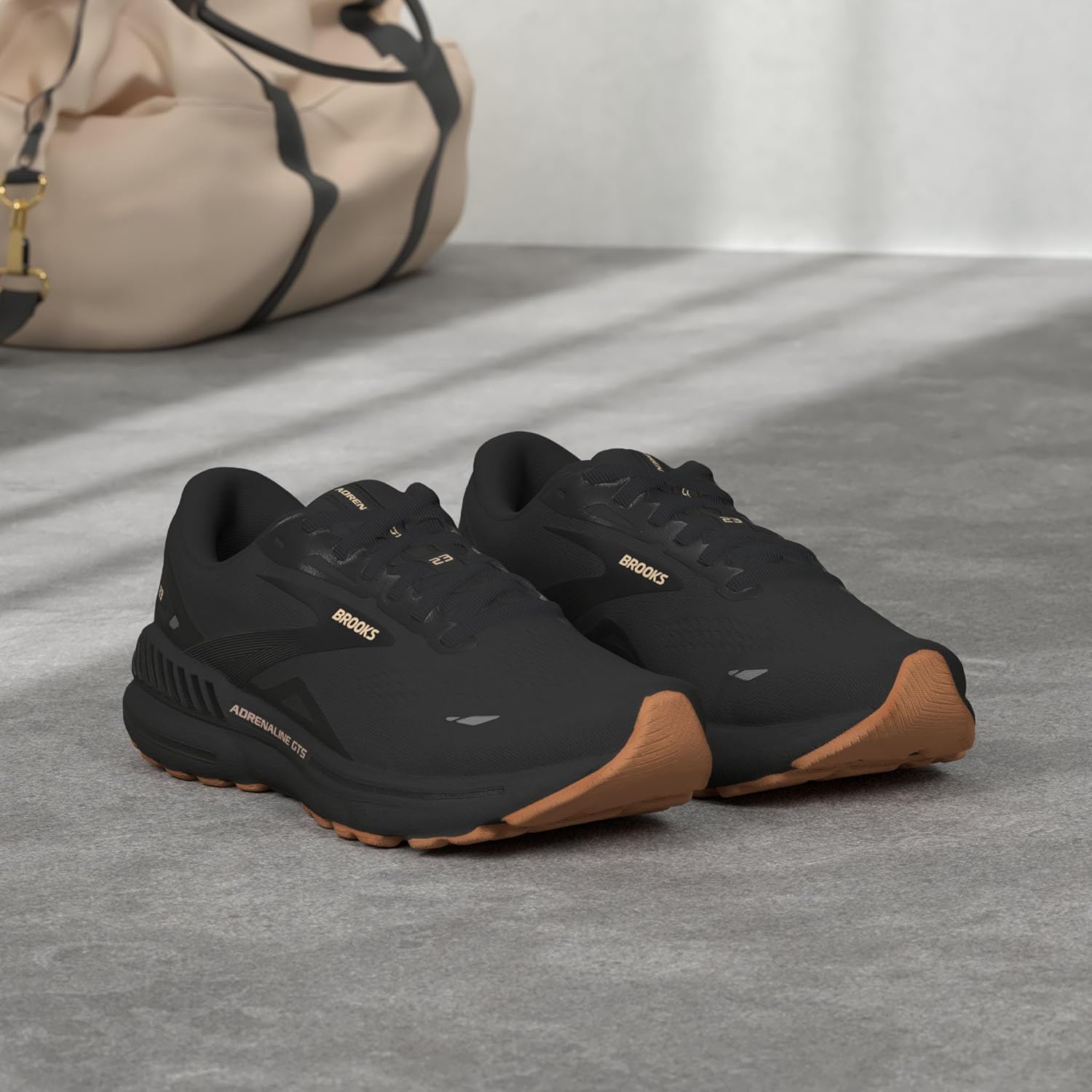 Мужские кроссовки Brooks Adrenaline GTS 23, черный/кремовый — фото 2