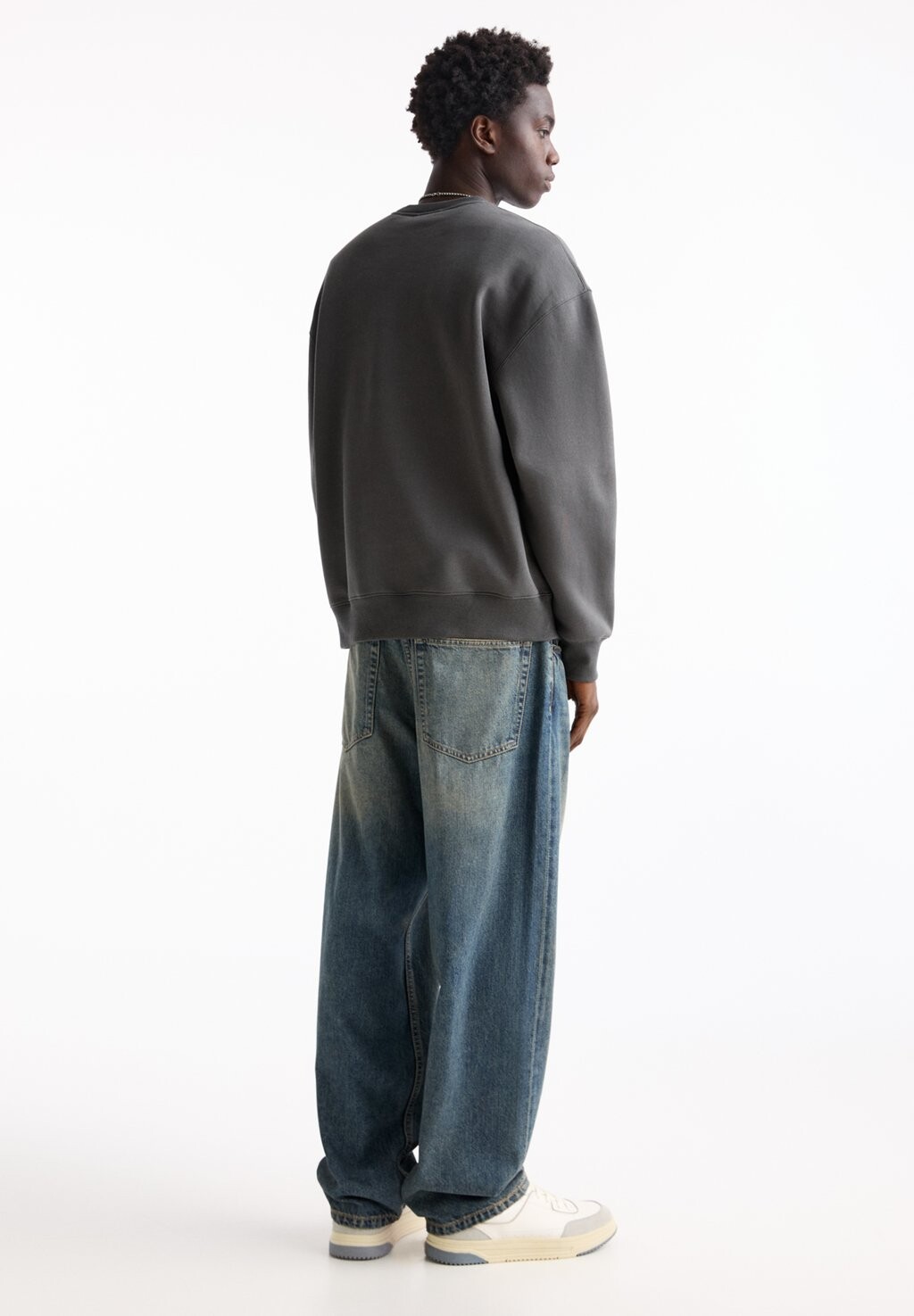 

Джинсы свободного кроя BAGGY PULL&BEAR, цвет Mottled Blue