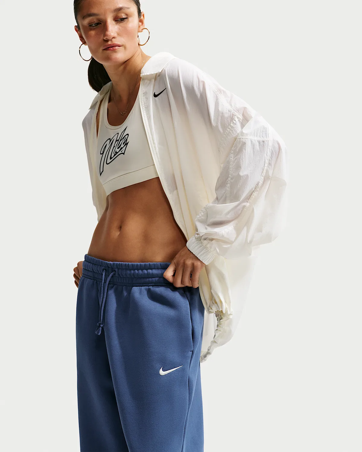 Женские свободные спортивные штаны с завышенной талией Nike Sportswear Phoenix Fleece, Mystic Navy/Sail — фото 4