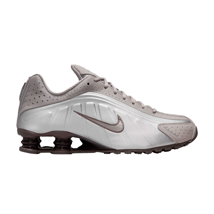 

Кроссовки Nike Shox R4 'Cave Stone', серый