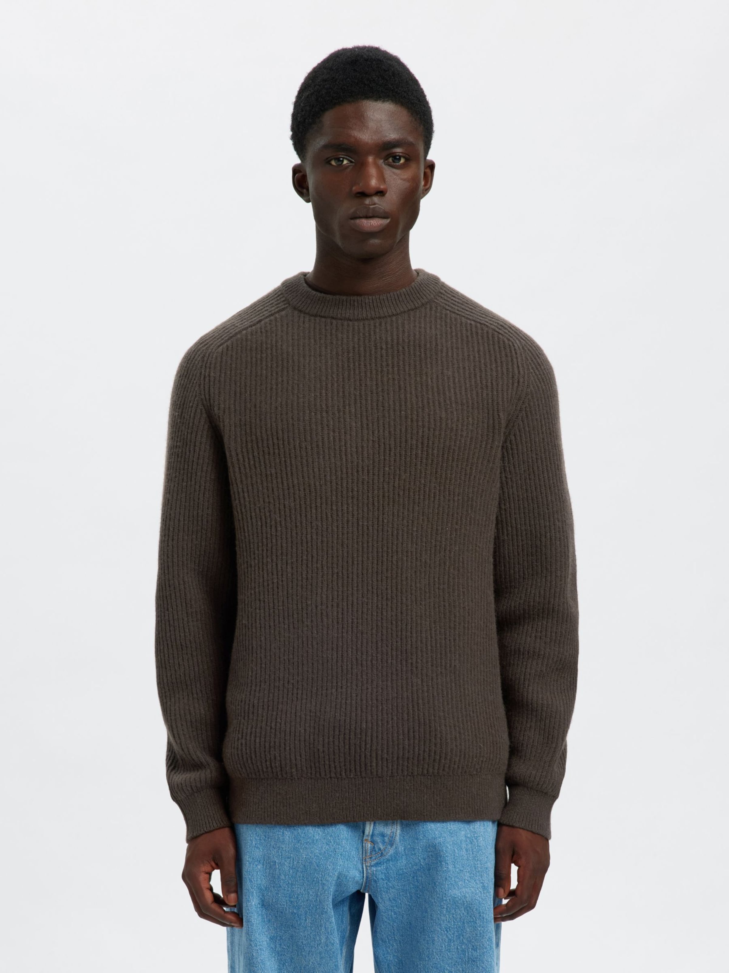 

SELECTED Свитер в цвете шоколад