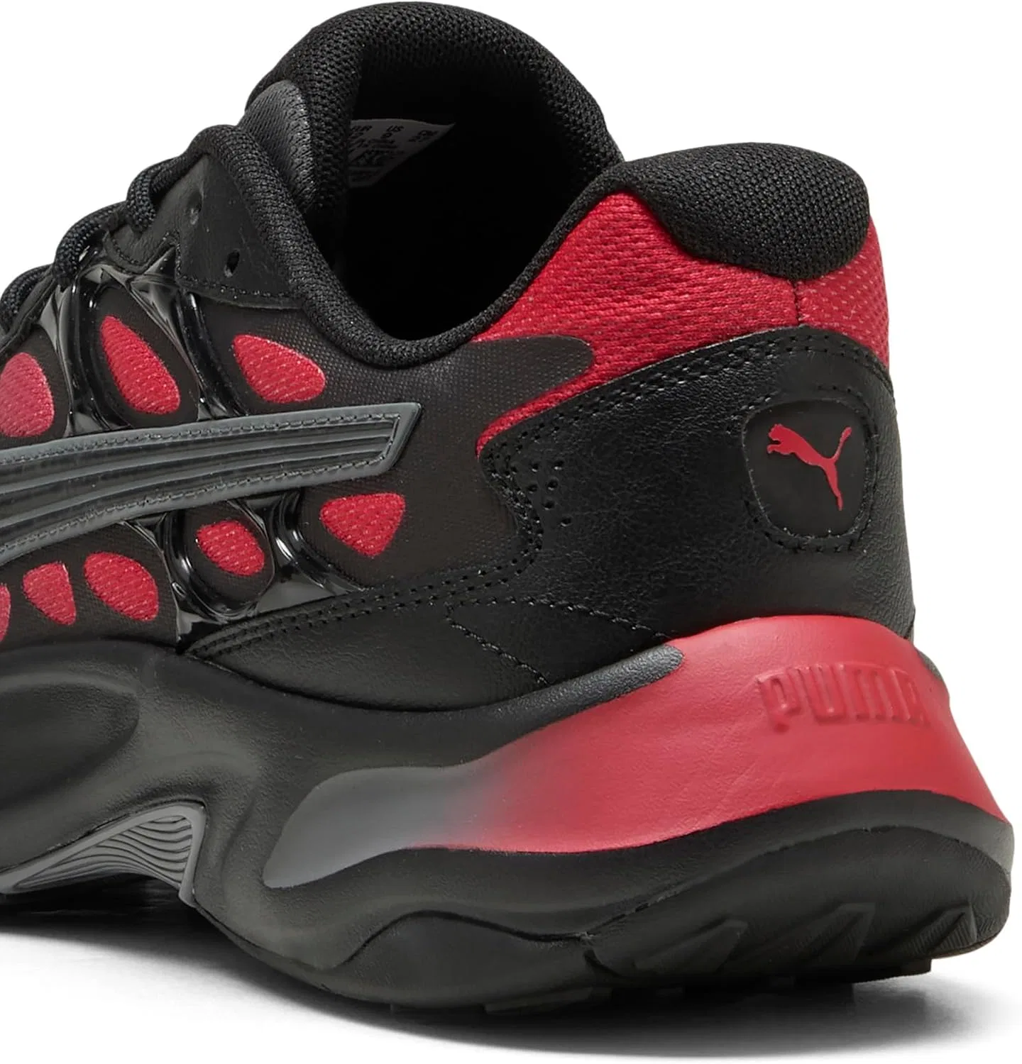Кроссовки беговые PUMA Insphere, Puma Black-for All Time Red-cool Dark Gray — фото 3