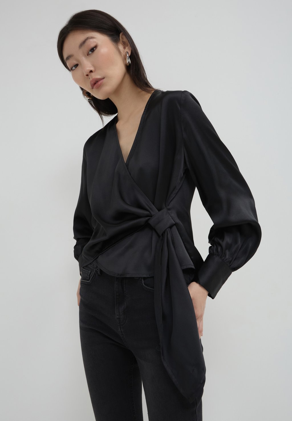 

Блуза CROISÉ AVEC CEINTURE Calliope, черный