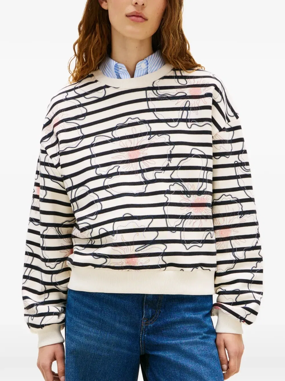 Хлопковый свитшот в горизонтальную полоску с цветочной вышивкой Tommy Hilfiger, бежевый — фото 4
