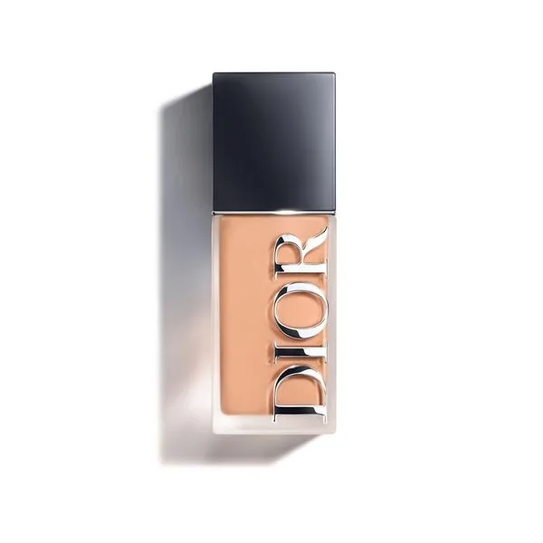 Натуральная матовая тональная основа для макияжа DIOR Dior Forever Skin Wear, 3WP