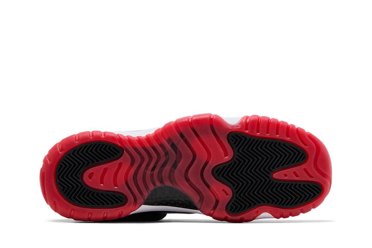 Кроссовки Air Jordan 11 Retro Low GS 'Bred' 2025, черный — фото 4