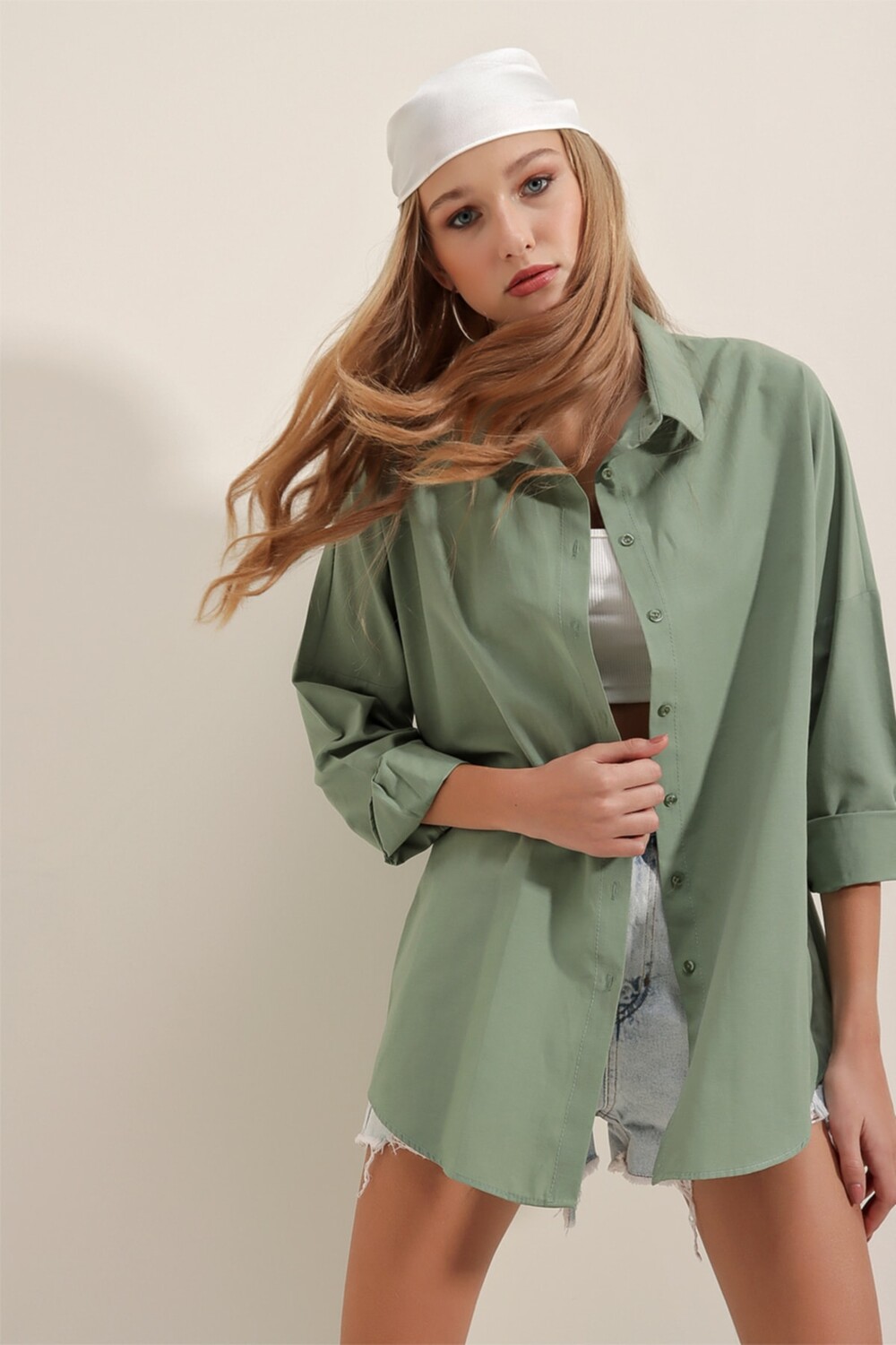 

Длинная базовая рубашка Oversize – хаки Bigdart