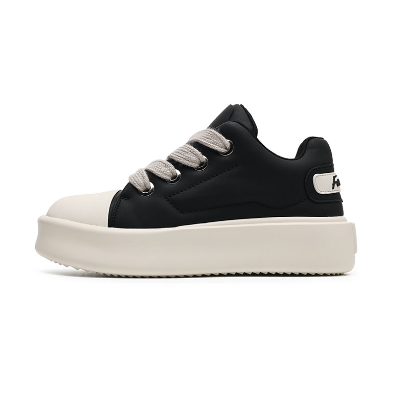 

Roubini Легкие дышащие низкие скейтерские кроссовки для увеличения роста унисекс бело-серые черные, цвет Black