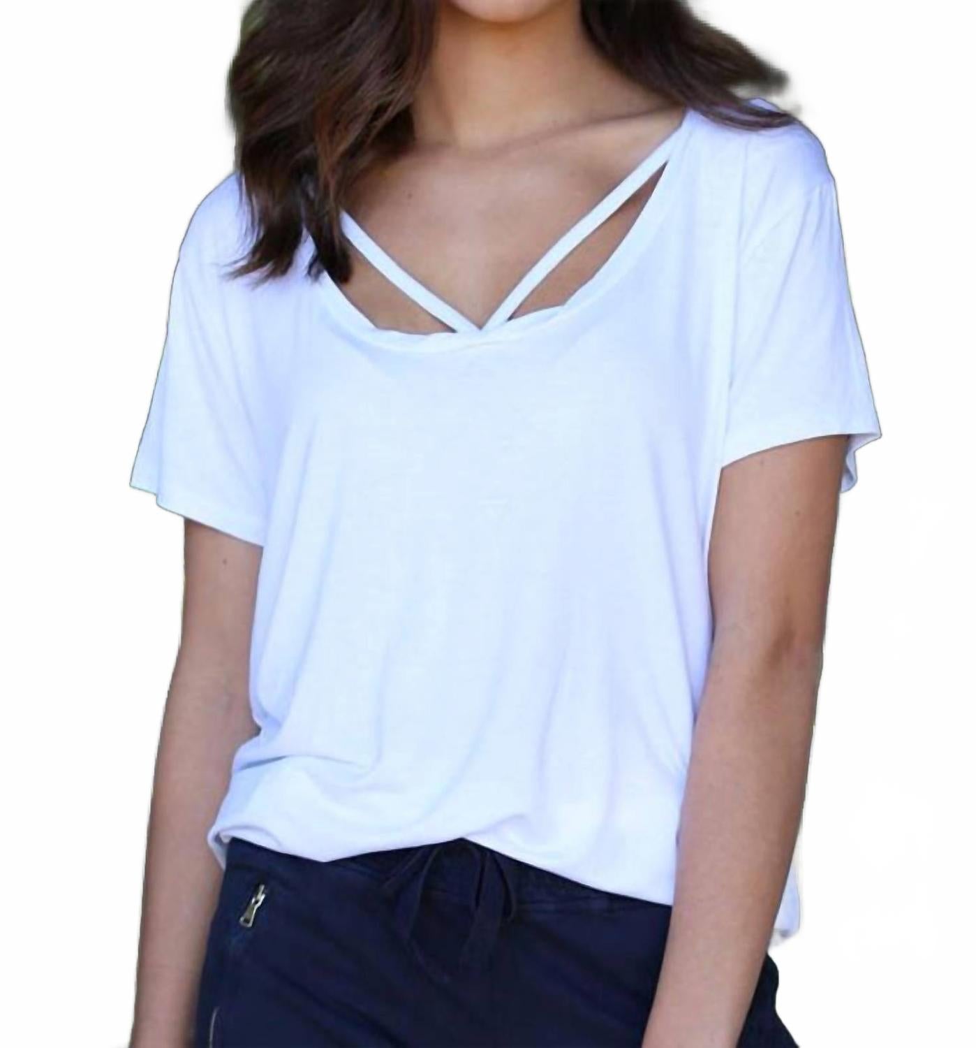 

Белая футболка Nostalgia