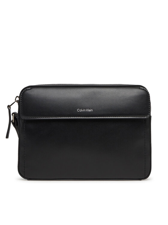 

Сумка через плечо Ck Sleek Pouch K50K513042 Calvin Klein, черный