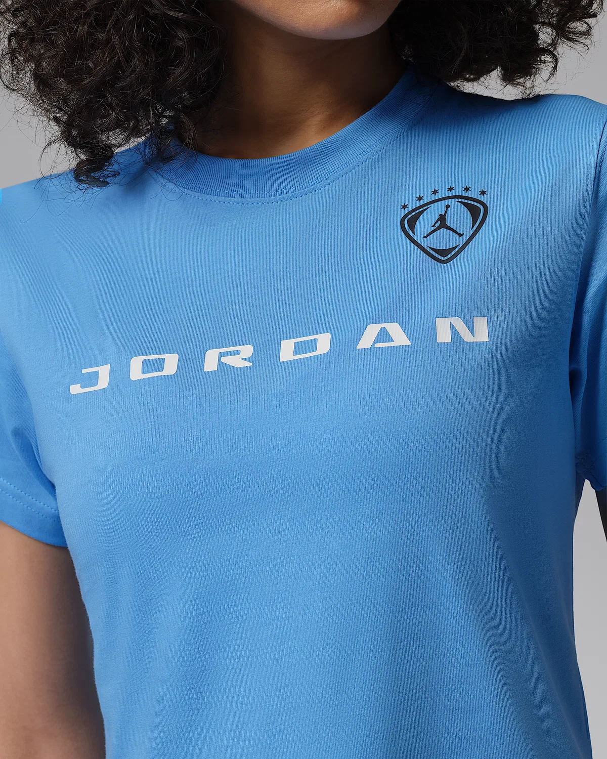 Женская футболка с принтом Jordan Brooklyn, University Blue/Black — фото 4