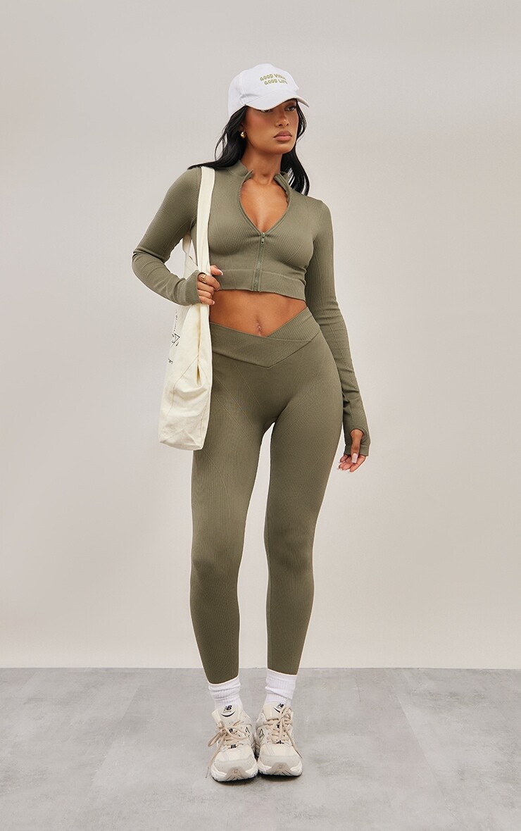 

PrettyLittleThing Оливковые бесшовные леггинсы с перекрестным швом спереди