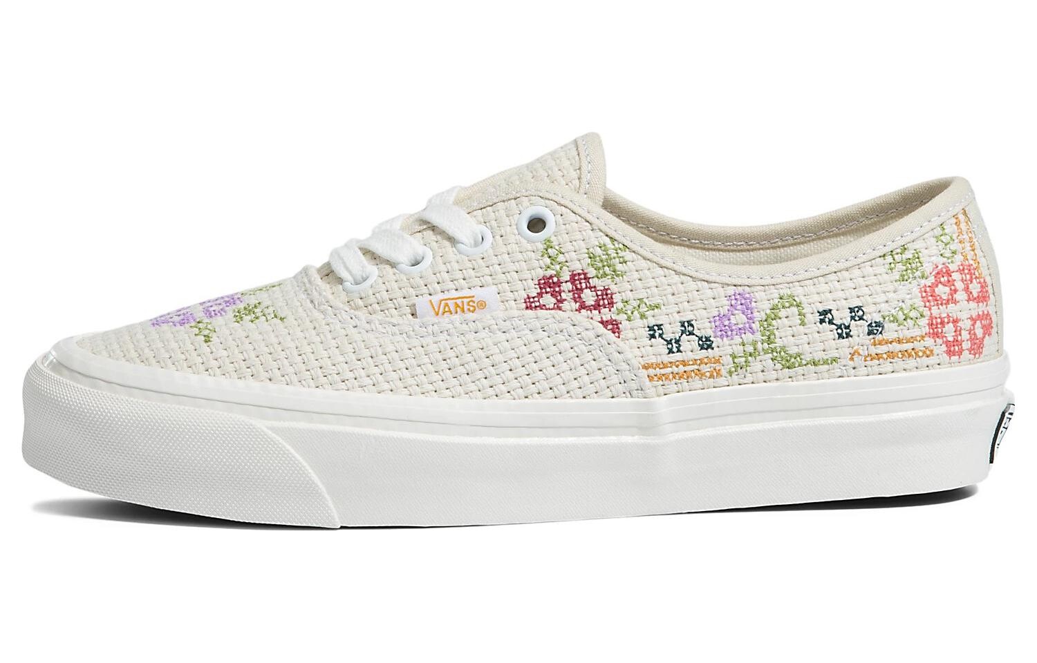 

Кроссовки Vans Authentic 44 DX на шнуровке с вышивкой