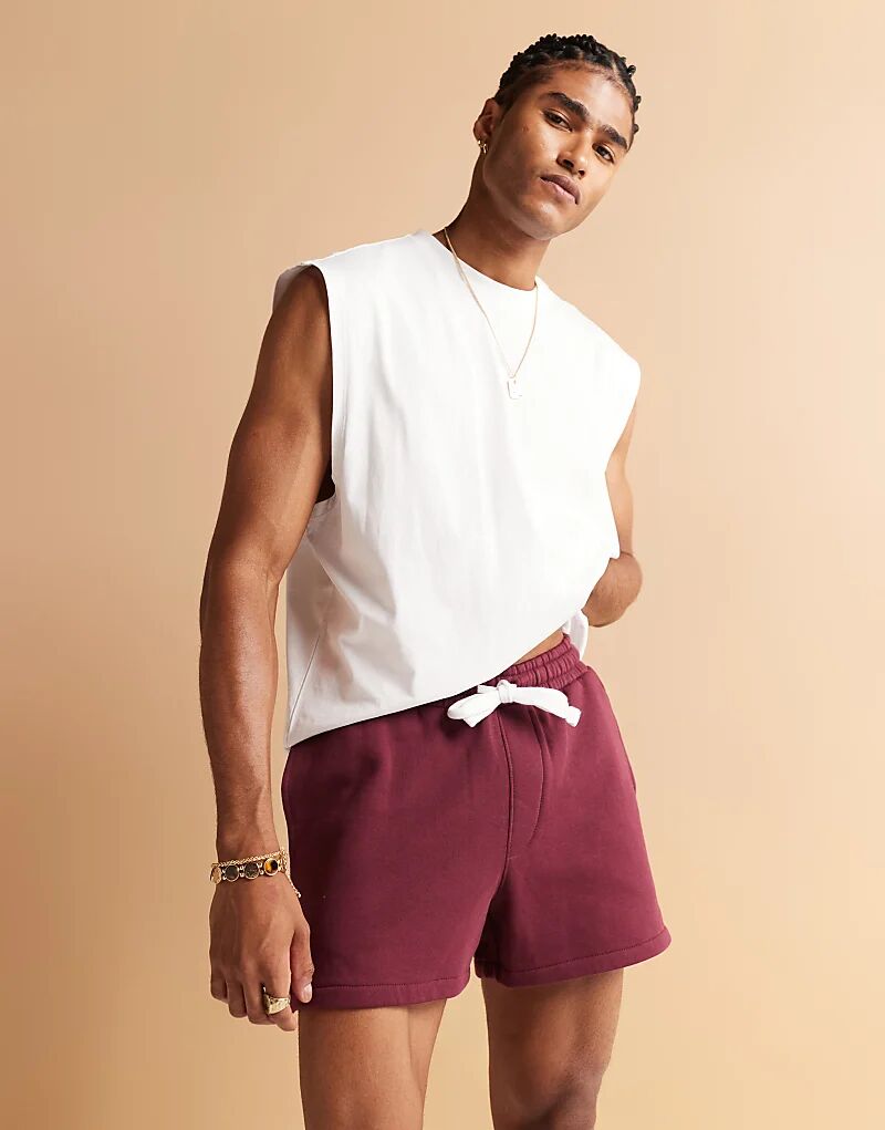 

Укороченные шорты ASOS DESIGN бордового цвета
