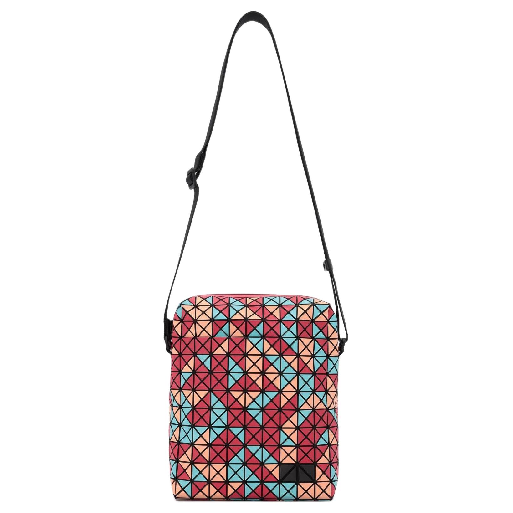 

Сумка через плечо Beetle Nylon Camera Bag от ISSEY MIYAKE унисекс красная