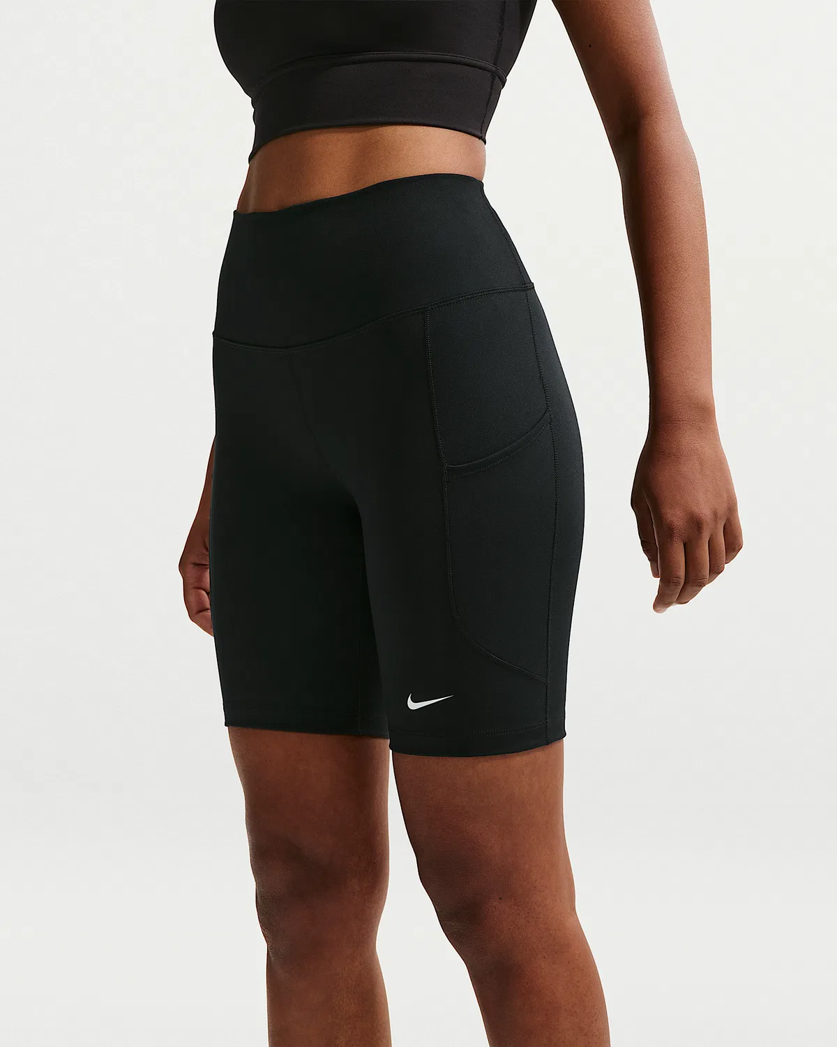 Женские велосипедки Nike One с высокой посадкой 8" и карманами, Black/White — фото 2