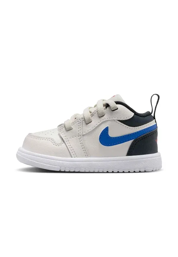 Детские кроссовки Jordan 1, цвет фантом офф-нуар сейл университет ред