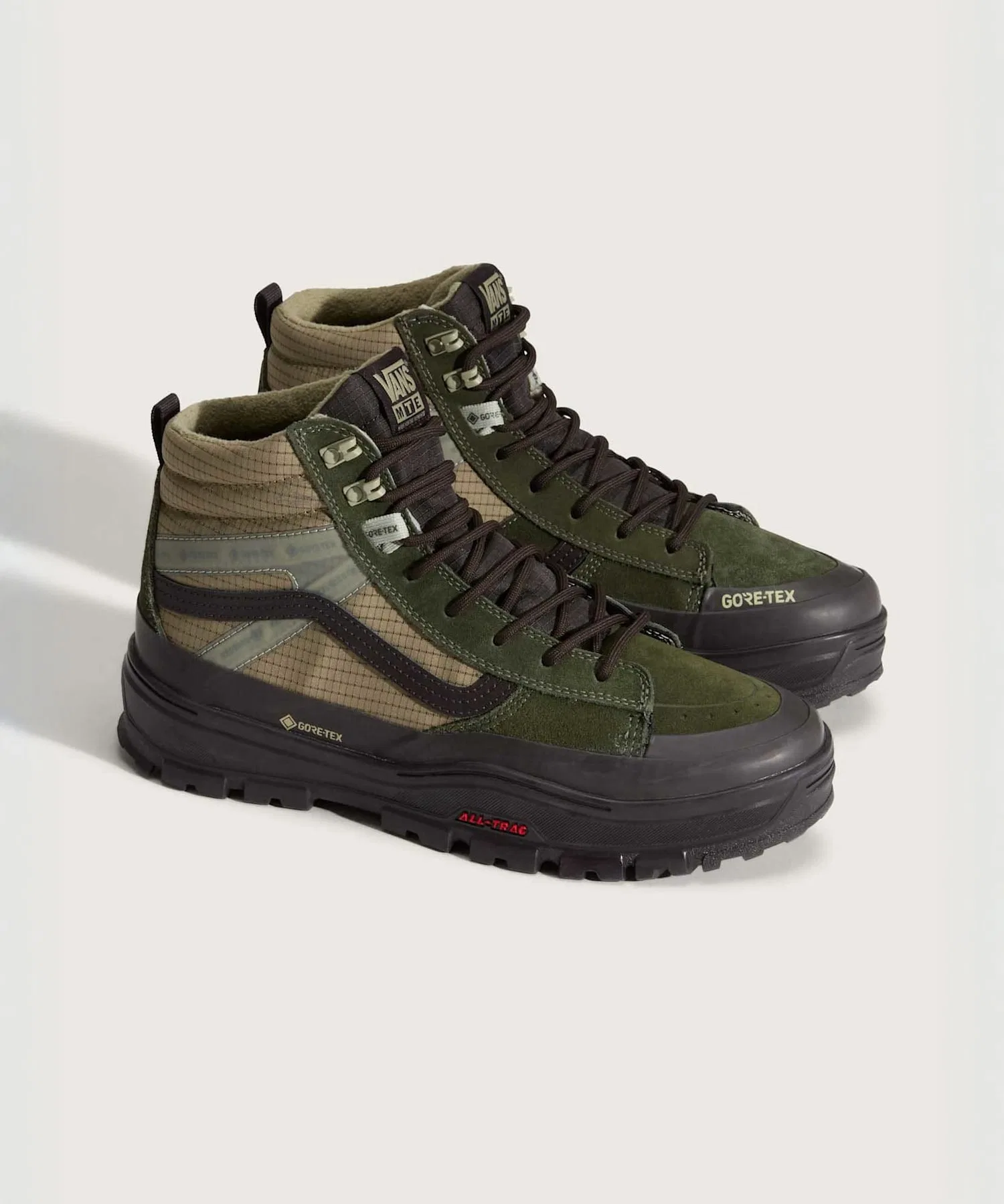 Мужские и женские кроссовки VANS Sk8-Hi Gore-Tex Insulated — фото 2