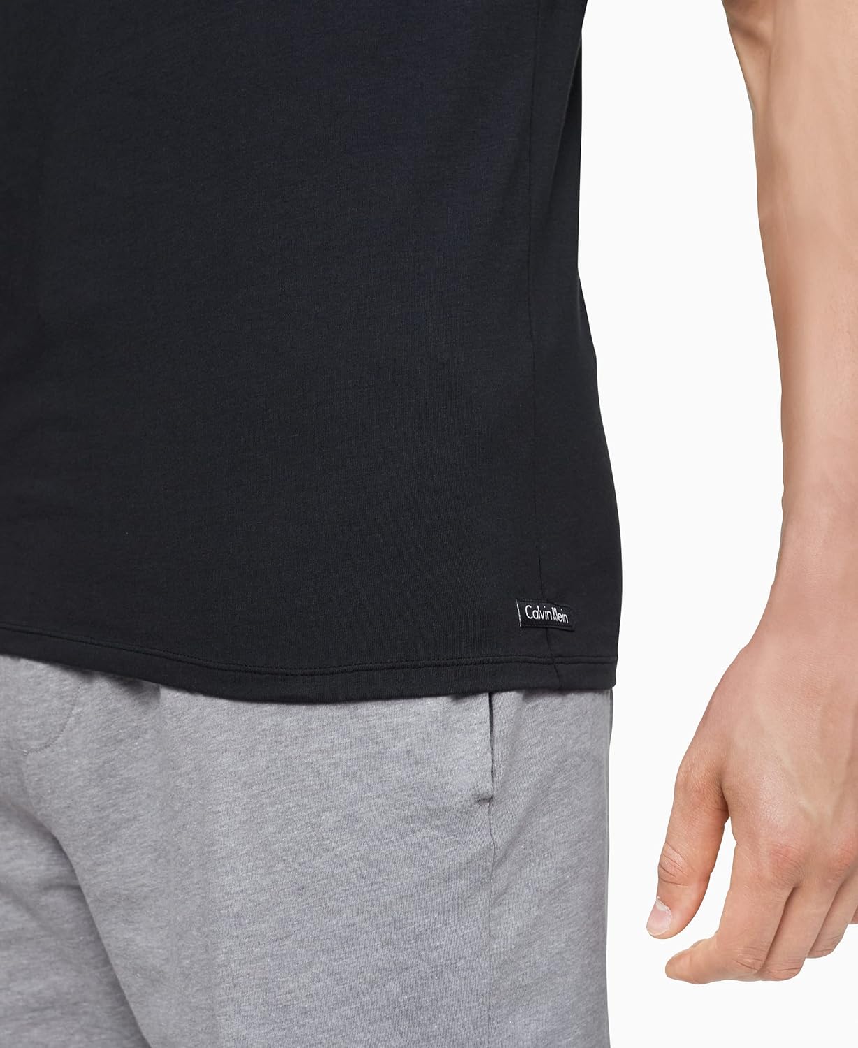 Комплект из 3 мужских нижних маек Calvin Klein из хлопка и эластичной ткани, 3 Classic Black Vneck — фото 2