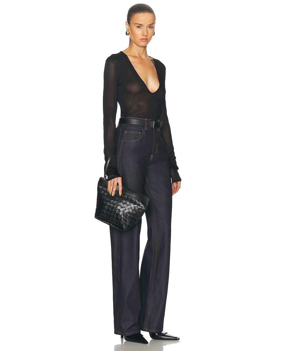 

Сумка средней призмы Bottega Veneta, черный/золотой