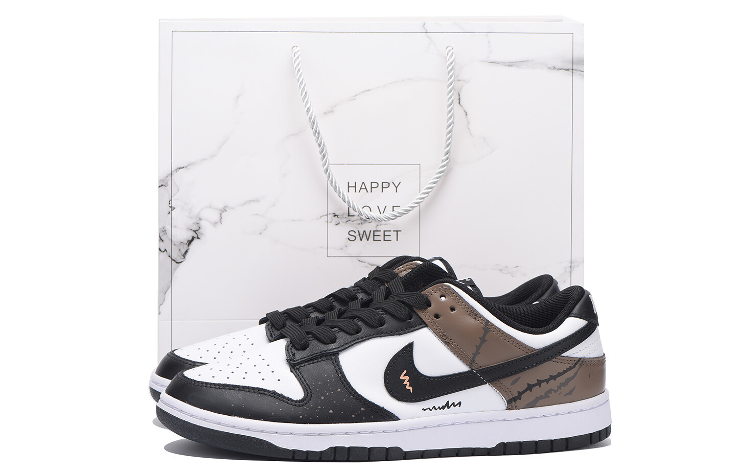 

Кроссовки Nike Dunk Skateboarding Shoes Women's Low-top Black, коричневый