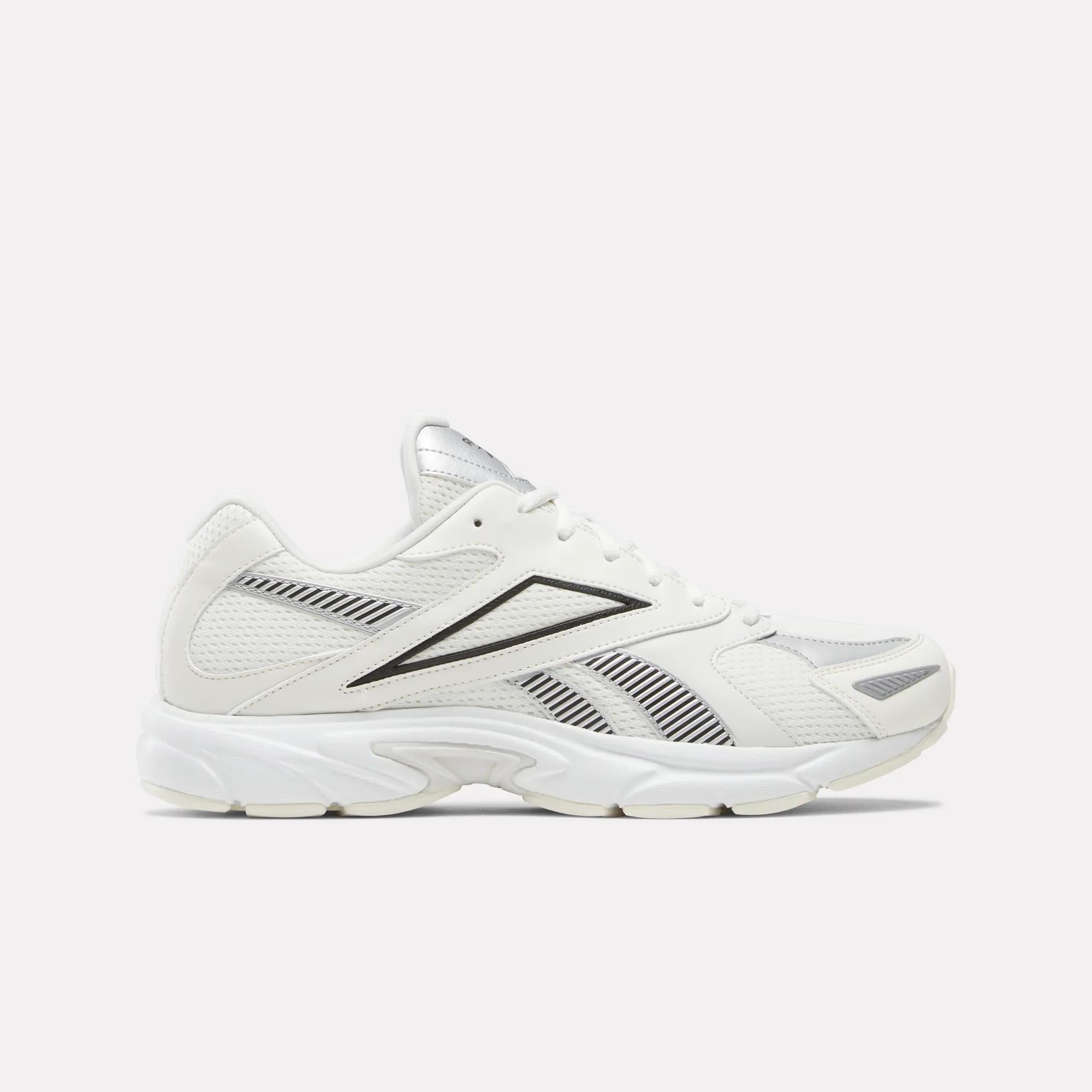 

Кроссовки мужские Reebok, цвет chalk/white/black