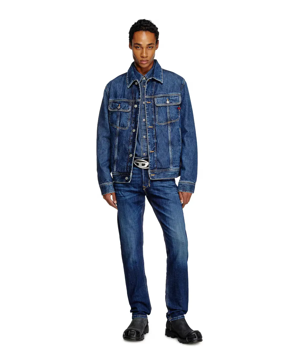 

Мужские джинсы с широкими штанинами и заужением к низу Diesel, темно-синий