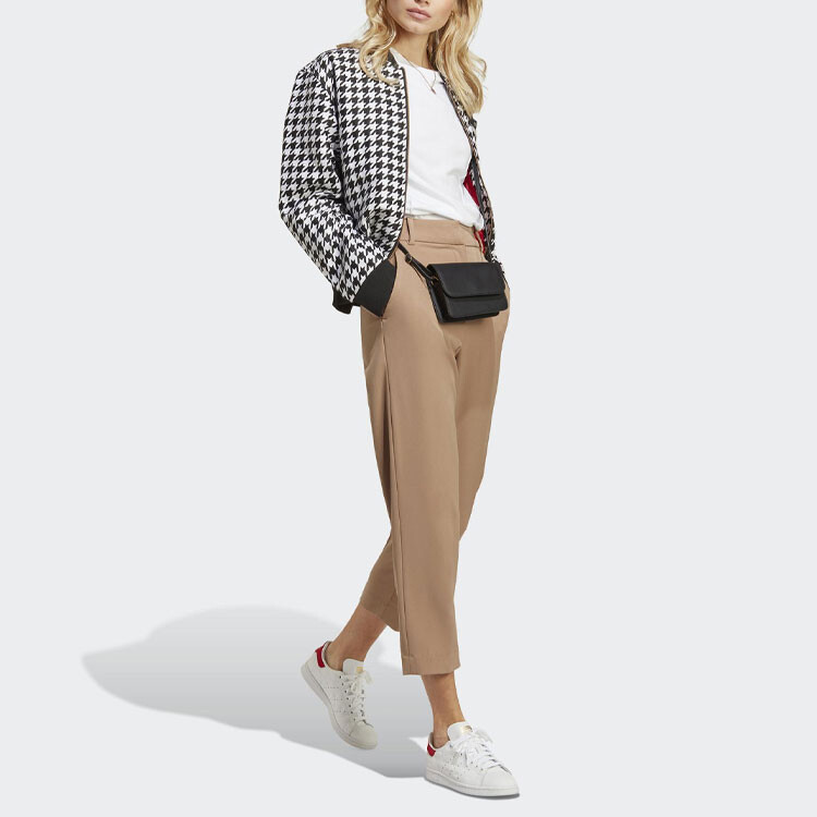 Футболка ESSENTIALS женская белая Adidas Originals — фото 4