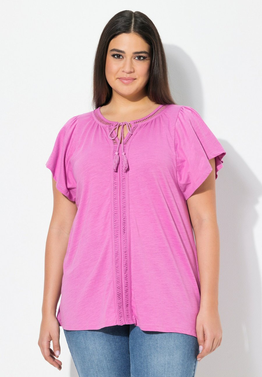 

Футболка Ulla Popken WING SLEEVE V-NECK TEE, Cool Pink/Pink, Розовый, Футболка Ulla Popken WING SLEEVE V-NECK TEE, Cool Pink/Pink