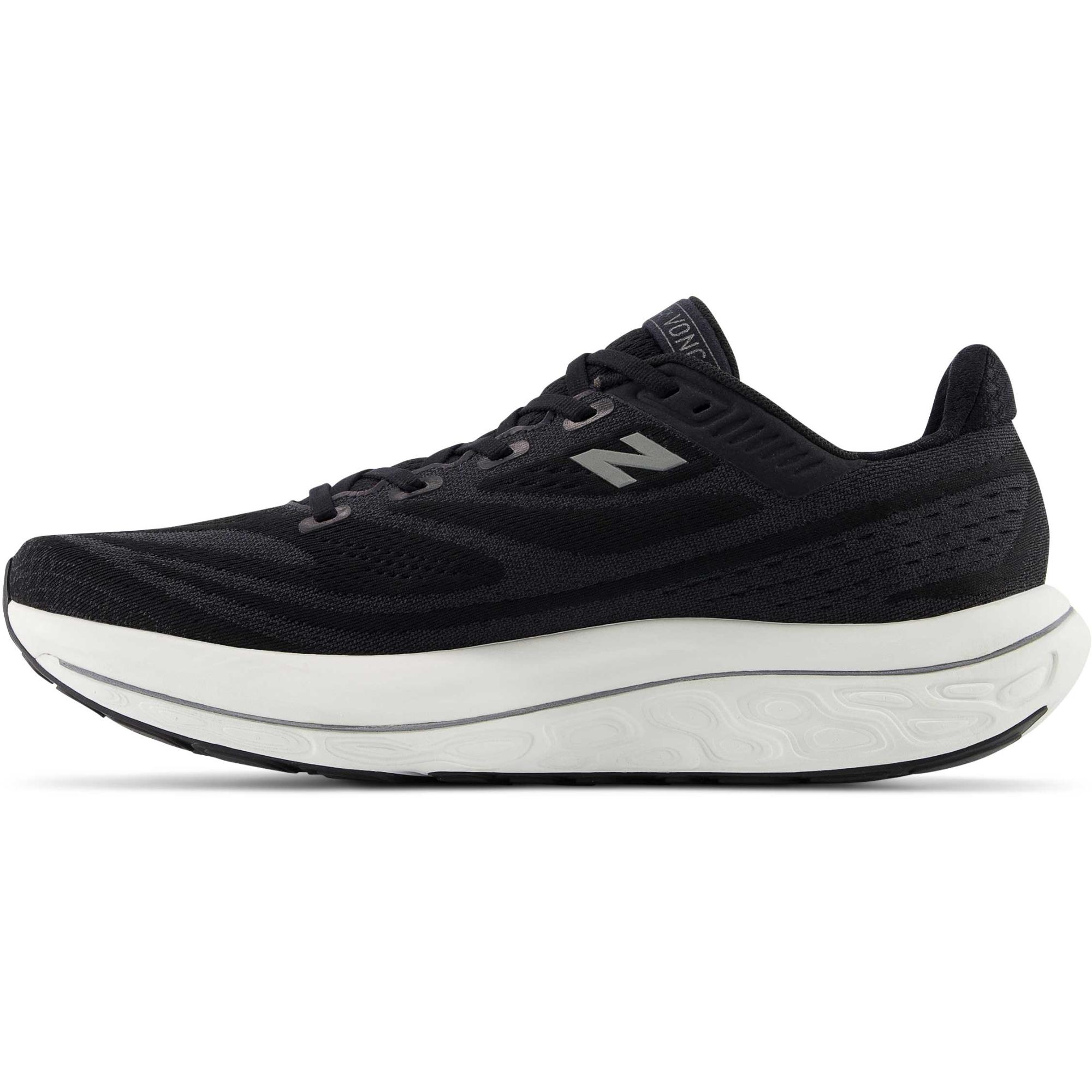 Мужские беговые кроссовки Fresh Foam X Vongo v6 New Balance, Black/White — фото 3