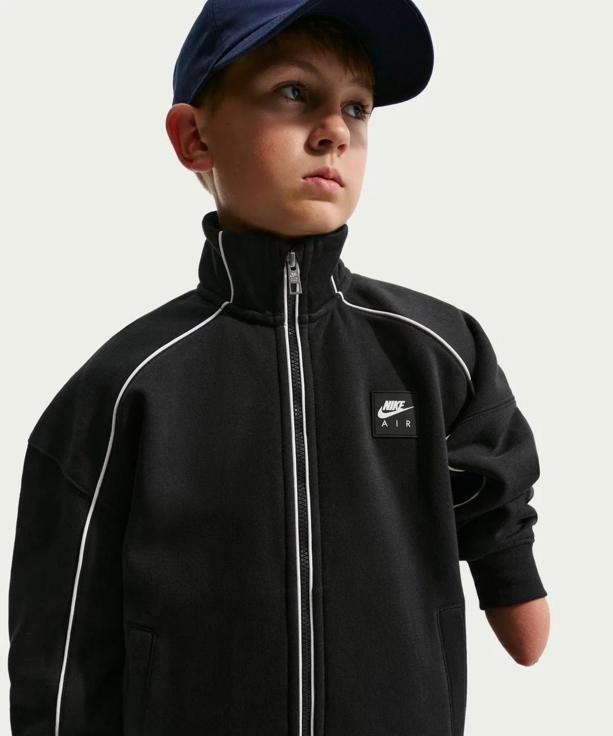 Толстовка Nike YTH Air Fleece Track Jacket, чёрная — фото 3