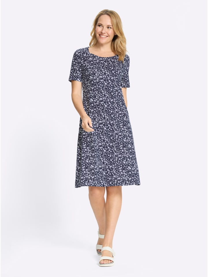 

Sieh an! Трикотажное платье с принтом в сине-белых тонах