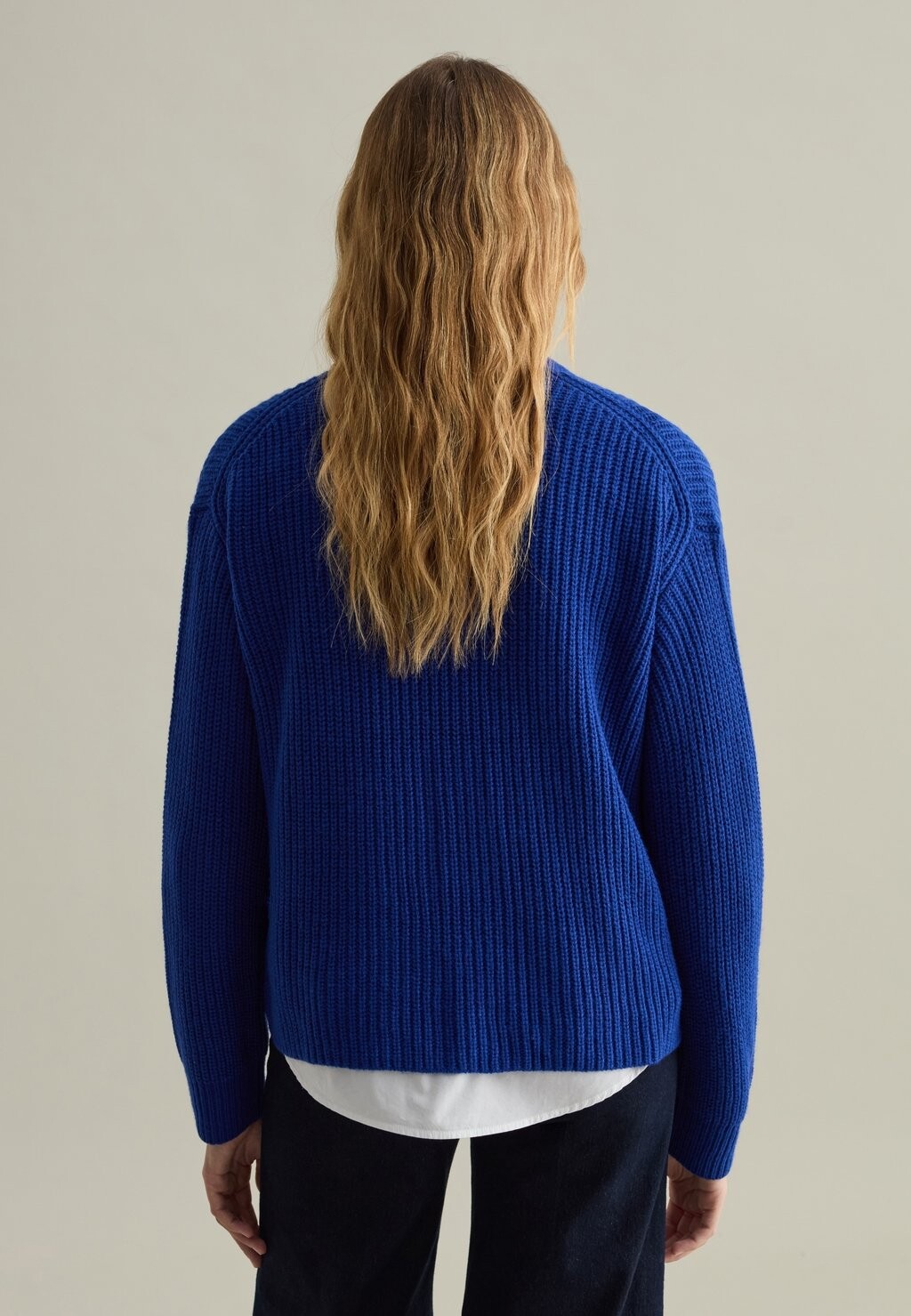 

Кардиган WITH V NECK PIOMBO, синий