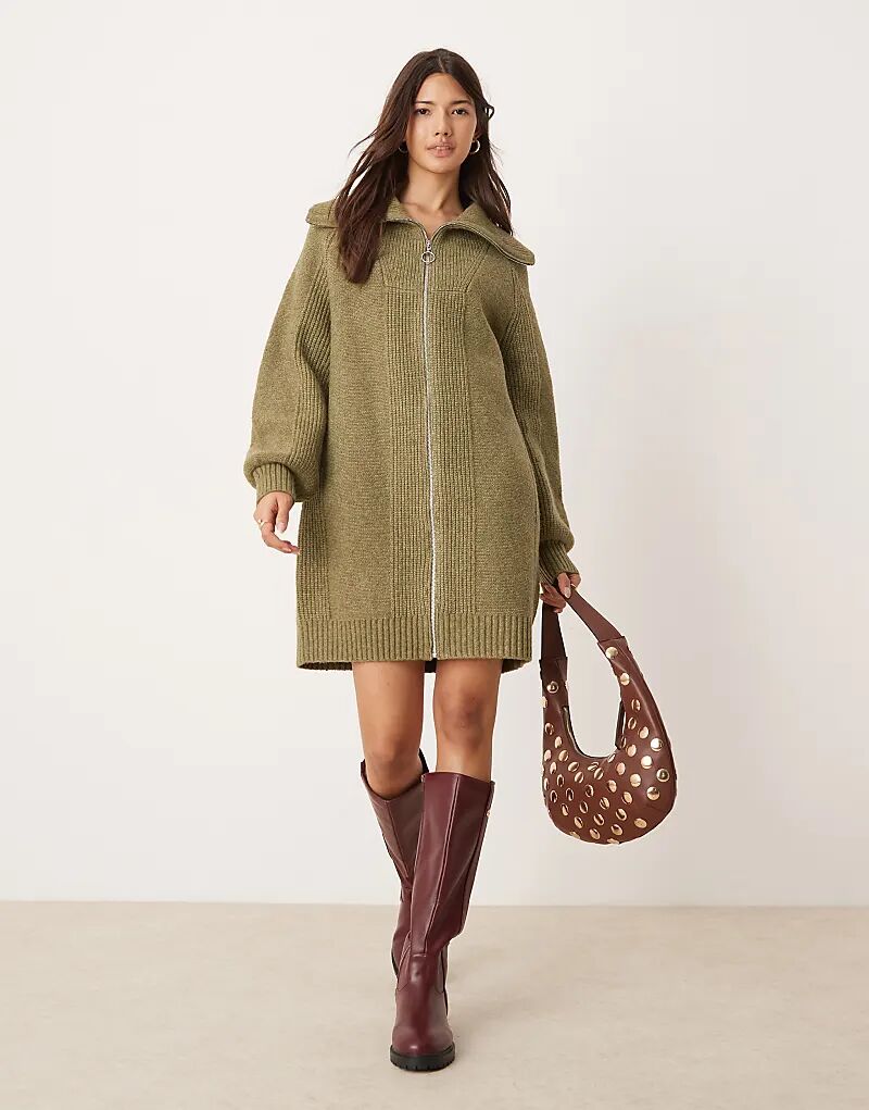 

Мини-платье с застежкой-молнией и косами цвета хаки Miss Selfridge
