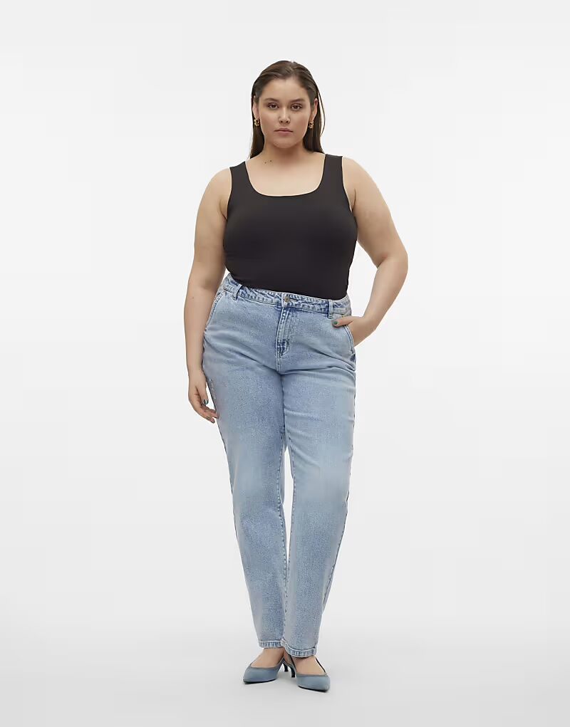 

Джинсы Vero Moda Curve Mom fit светло-голубого цвета
