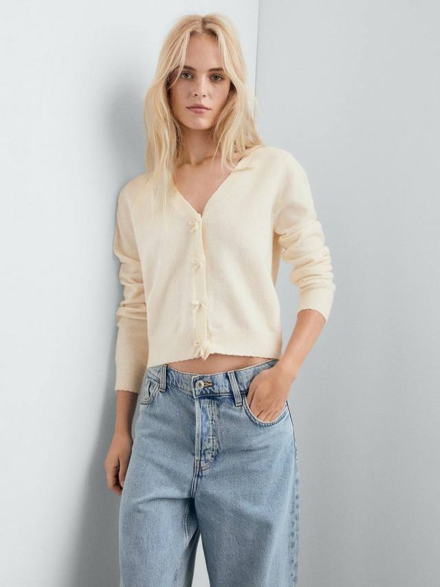 

Кардиган Lady Fine V-образного выреза из шерстяной смеси Mango, Light Beige