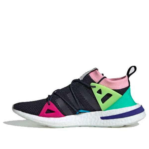 

Кроссовки аркын Adidas, черный