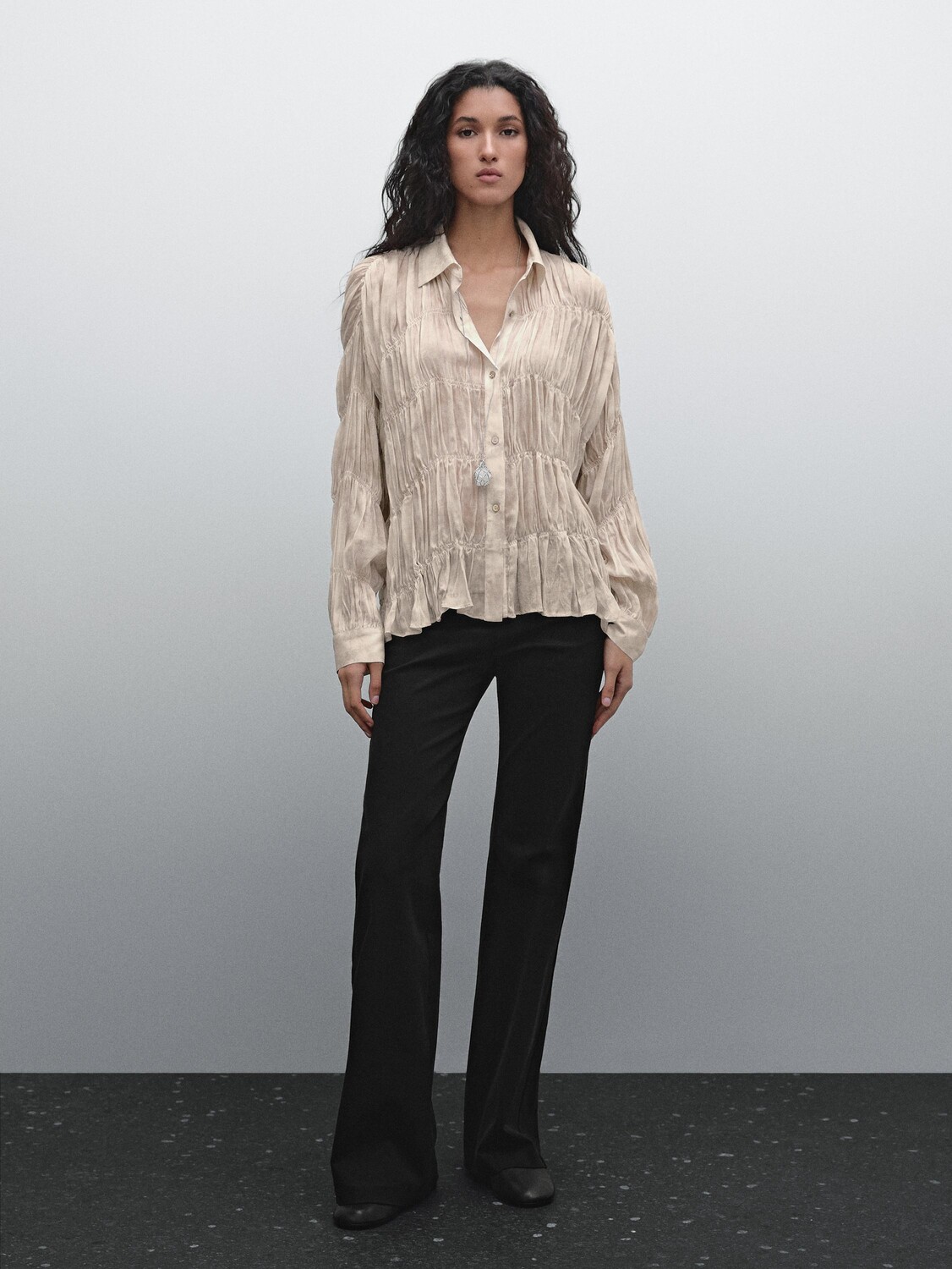 

Струящаяся рубашка со сборками Massimo Dutti, бежевый