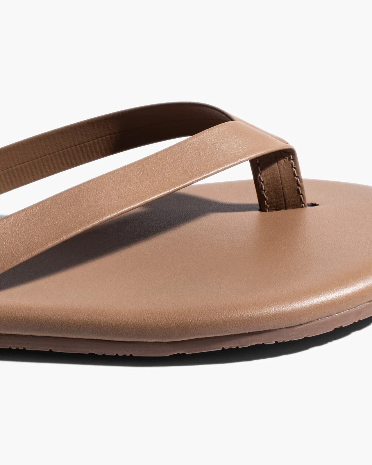 Tkees Boyfriend Flip Flop Women's  Beach Bum Leather Slip On Sandals VER653, коричневый — фото 4
