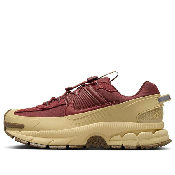 

Кроссовки air zoom vomero roam 'team red gold' Nike, красный