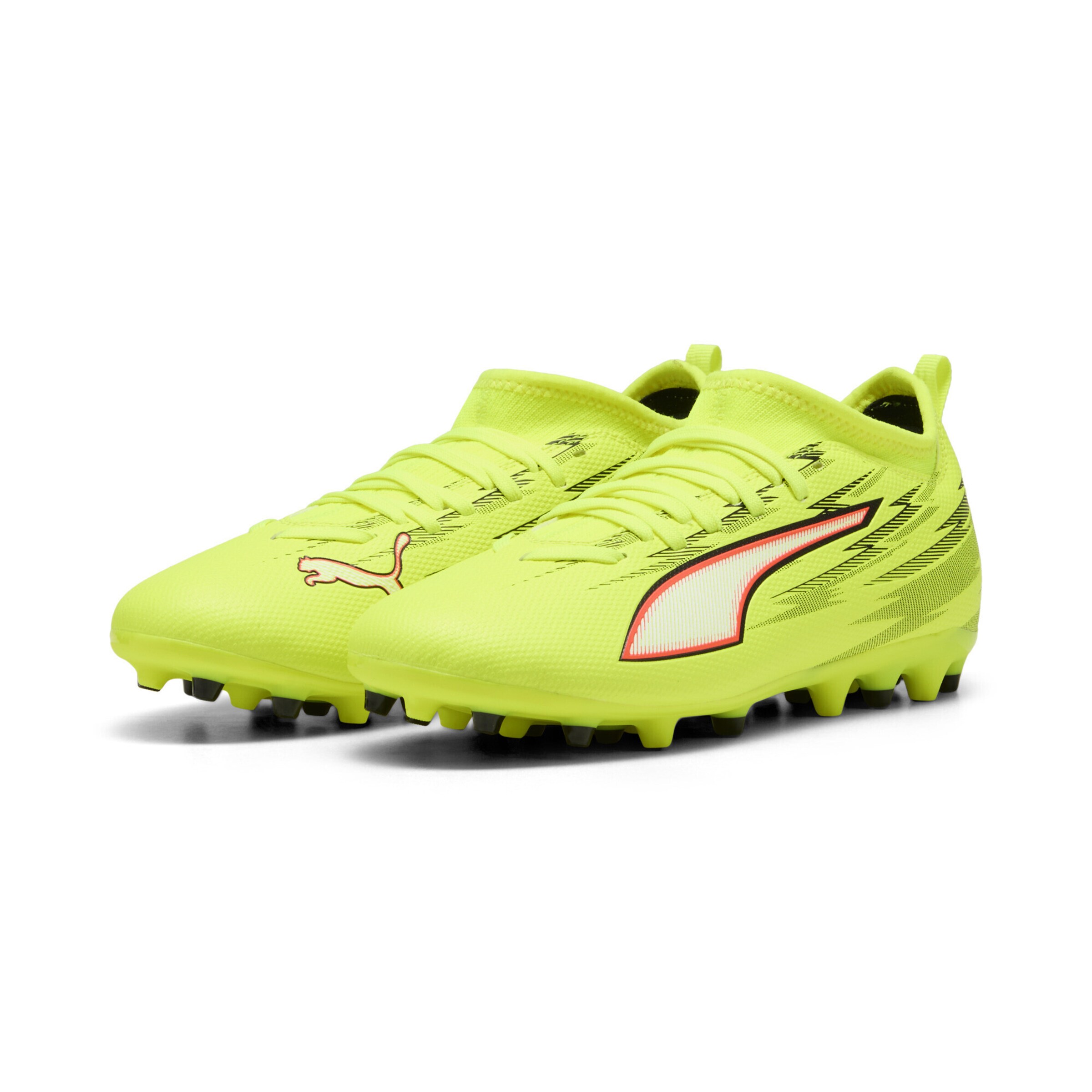 PUMA Кроссовки 'Ultra 6 Match' в неоново-желтом цвете — фото 2