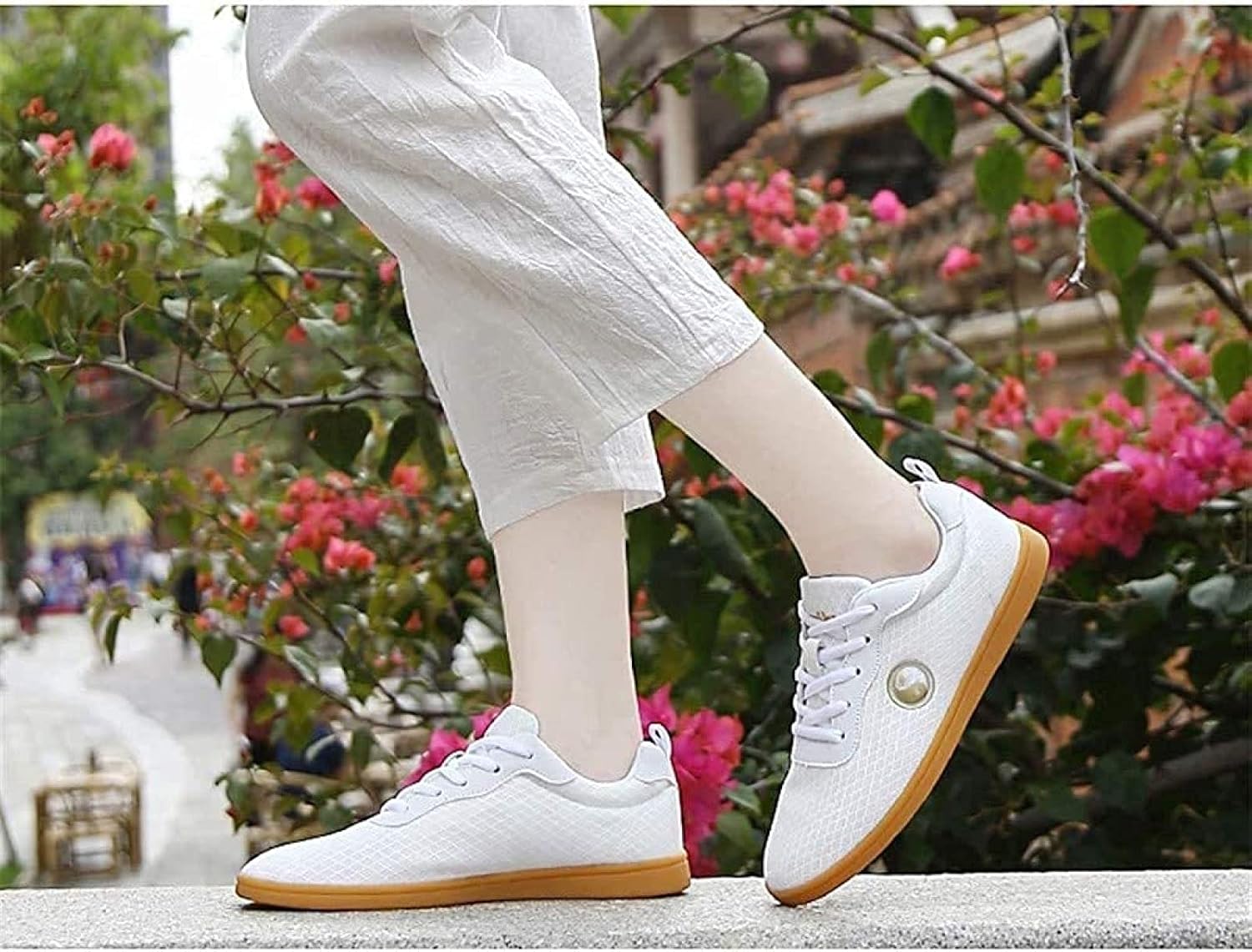 

Профессиональные кроссовки для боевых искусств SFDPDM для женщин и мужчин, кроссовки для тайцзи, сетчатые, дышащие, для кунг-фу, повседневные тренировочные кроссовки для взрослых, белые, размер 36EU