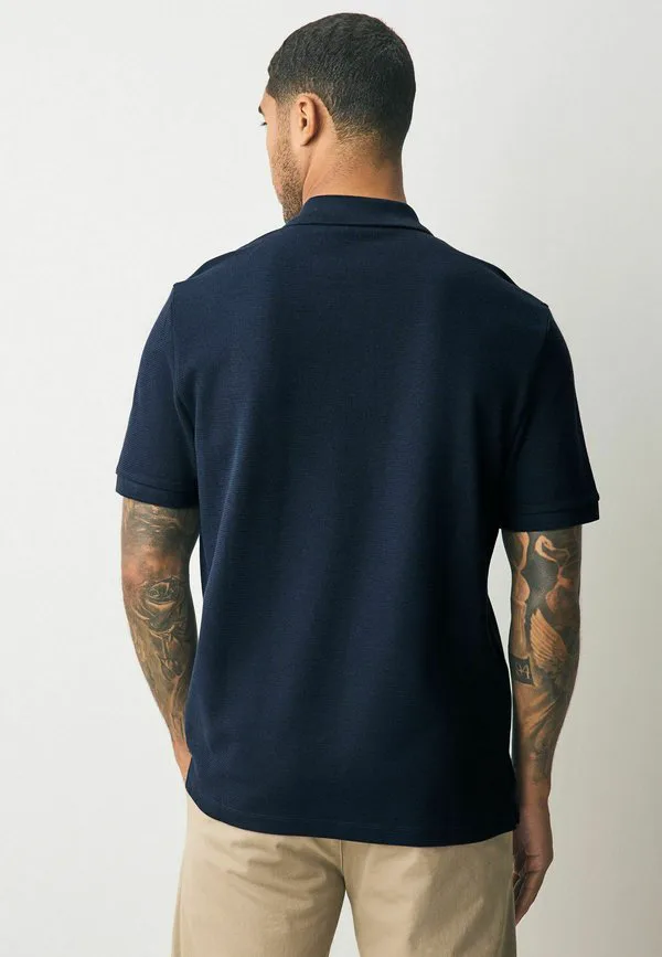 Текстурированная элегантная рубашка поло Next, Navy Blue — фото 3