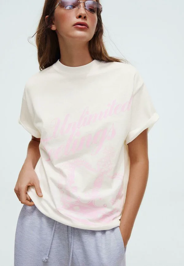 

Футболка с коротким рукавом и принтом Bershka, White, Белый, Футболка с коротким рукавом и принтом Bershka, White