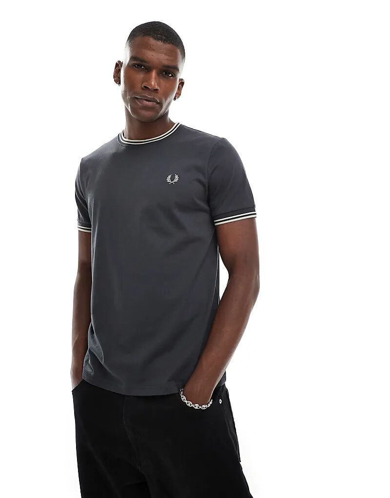 

Футболка с двойным кантом темно-серого цвета Fred Perry