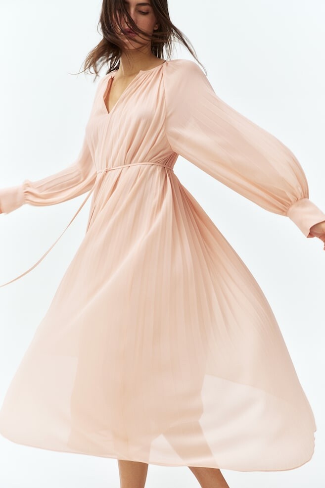 

Плиссированное шифоновое платье H&M, розовый