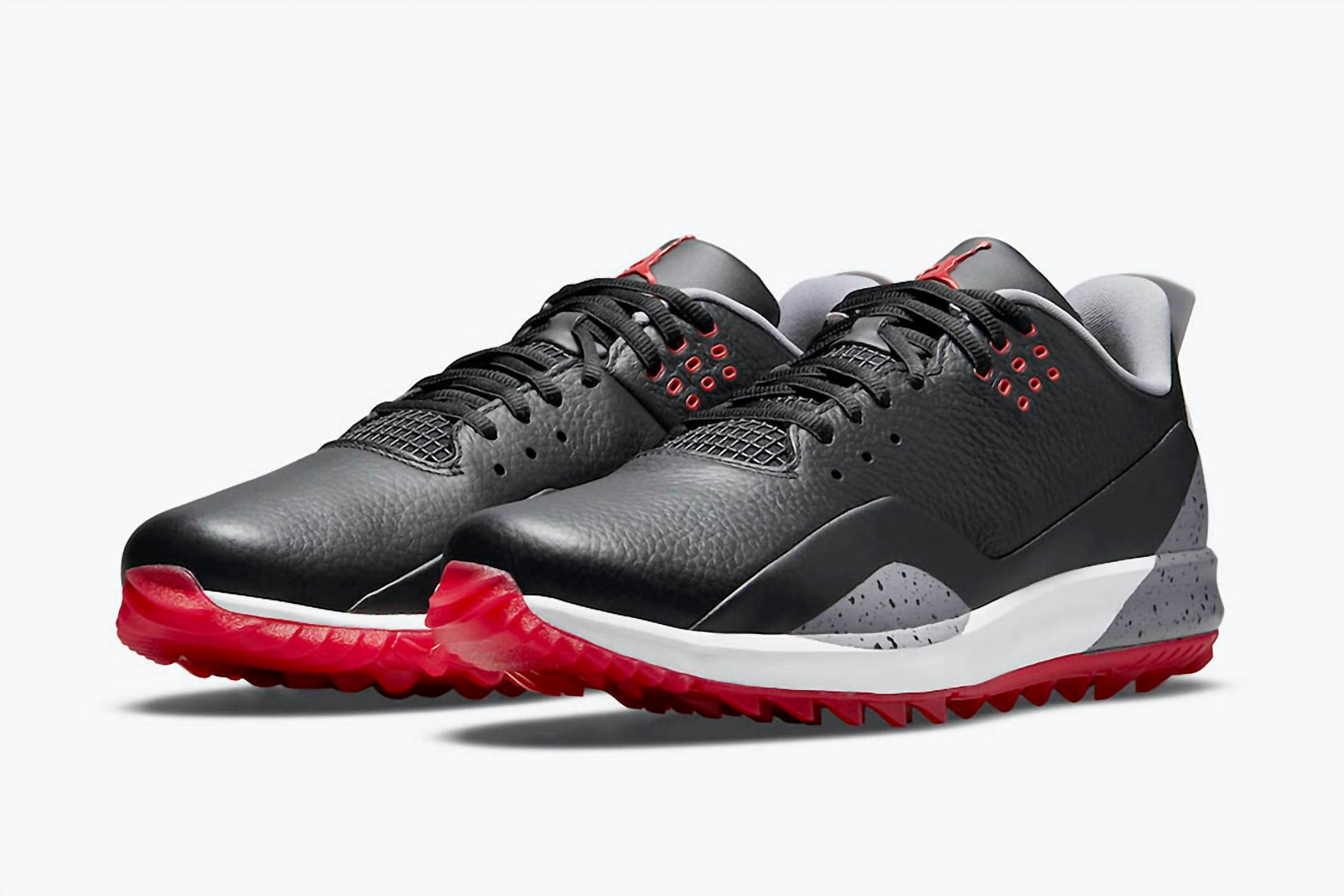 

Nike Мужские кроссовки Jordan ADG Three Gold в черно-красно-сером цвете